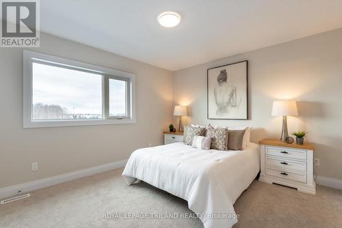 1865 Dalmagarry Road, London, ON - Indoor Photo Showing Bedroom