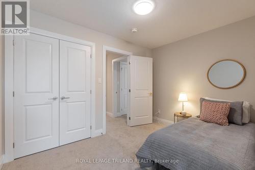 1865 Dalmagarry Road, London, ON - Indoor Photo Showing Bedroom