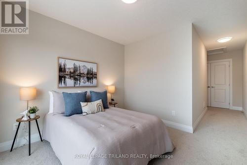 1865 Dalmagarry Road, London, ON - Indoor Photo Showing Bedroom