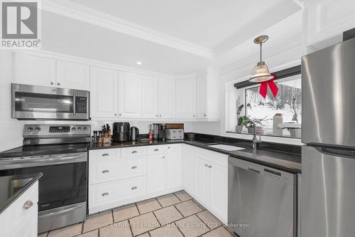 177 Camp Lane, Tweed, ON - Indoor Photo Showing Kitchen