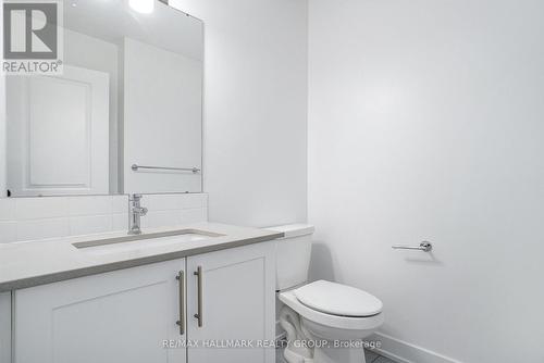 F - 380 Rolling Meadow Crescent, Ottawa, ON - Indoor Photo Showing Bathroom