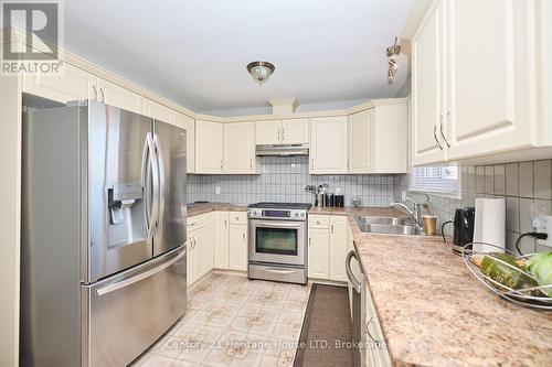 14 Janet Street, Port Colborne (875 - Killaly East), ON - Indoor Photo Showing Kitchen With Double Sink