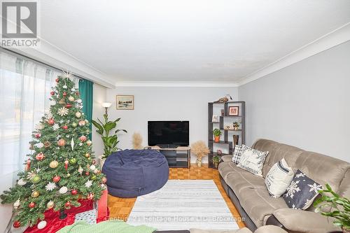 14 Janet Street, Port Colborne (875 - Killaly East), ON - Indoor Photo Showing Living Room