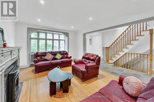 12 Nina Street, Toronto, ON - Indoor Photo Showing Living Room