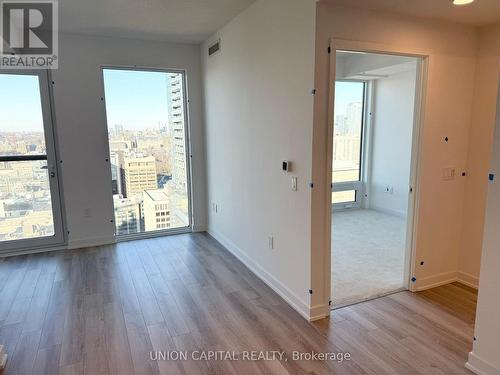 3602 - 238 Simcoe Street, Toronto, ON - Indoor Photo Showing Other Room