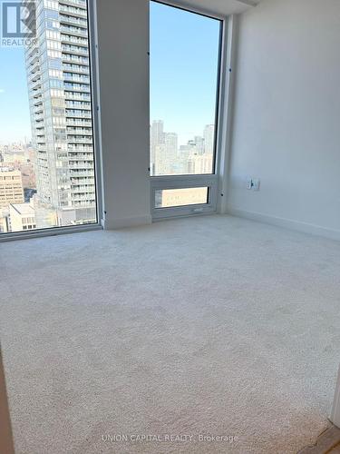 3602 - 238 Simcoe Street, Toronto, ON - Indoor Photo Showing Other Room