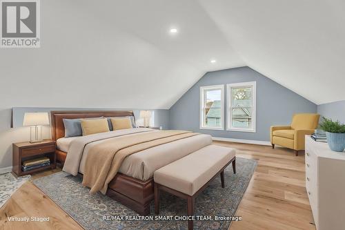 238 Dearborn Avenue, Oshawa, ON - Indoor Photo Showing Bedroom