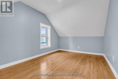 238 Dearborn Avenue, Oshawa, ON - Indoor Photo Showing Other Room