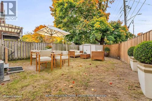 238 Dearborn Avenue, Oshawa, ON - Outdoor