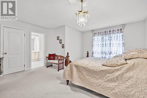 16 Mojave Crescent, Richmond Hill, ON - Indoor Photo Showing Bedroom