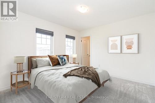 26 Dunes Drive, Wasaga Beach, ON - Indoor Photo Showing Bedroom