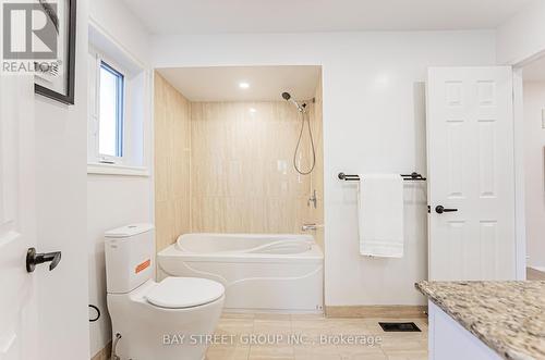 516 Steddick Court, Mississauga, ON - Indoor Photo Showing Bathroom