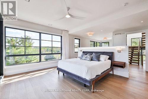 6583 Twiss Road, Burlington, ON - Indoor Photo Showing Bedroom