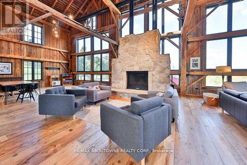 6583 Twiss Road, Burlington, ON - Indoor Photo Showing Living Room With Fireplace