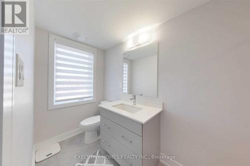 588 Rapids Lane, Mississauga, ON - Indoor Photo Showing Bathroom