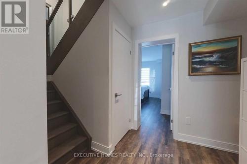 588 Rapids Lane, Mississauga, ON - Indoor Photo Showing Other Room