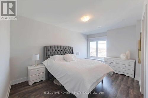 588 Rapids Lane, Mississauga, ON - Indoor Photo Showing Bedroom