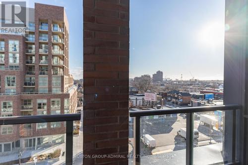 613 - 1808 St. Clair Avenue W, Toronto, ON - Outdoor