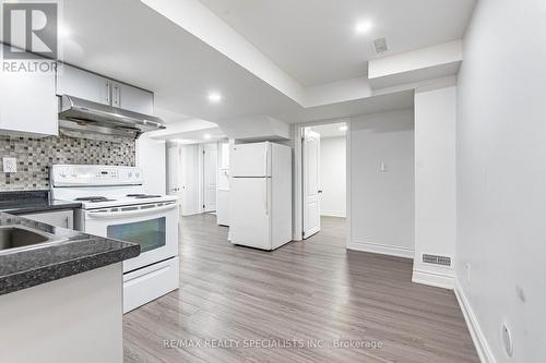 74 Brisdale Drive W, Brampton, ON - Indoor Photo Showing Kitchen