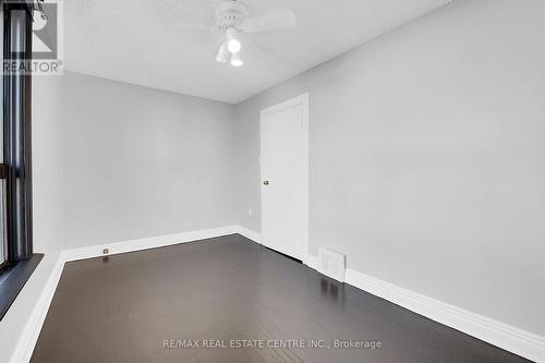 20 Keith Street, Hamilton, ON - Indoor Photo Showing Other Room