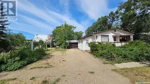 312 Brownlee Street, Herbert, SK - Outdoor