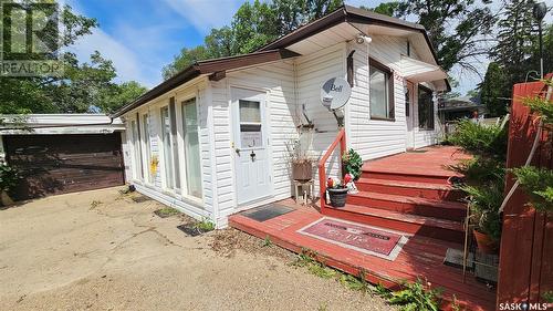 312 Brownlee Street, Herbert, SK - Outdoor With Exterior