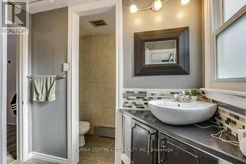 22 Ann Street, Lambton Shores (Arkona), ON - Indoor Photo Showing Bathroom