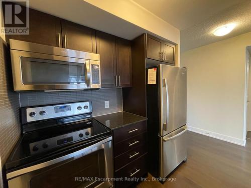 907 - 6 Eva Road, Toronto (Etobicoke West Mall), ON - Indoor Photo Showing Kitchen