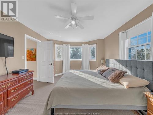 1562 Lee Road, Ruthven, ON - Indoor Photo Showing Bedroom