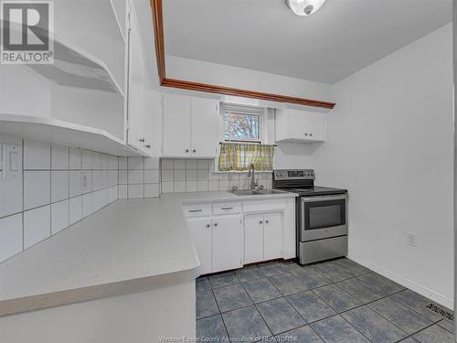 1316 Church, Windsor, ON - Indoor Photo Showing Kitchen