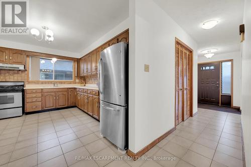 51 Morgan Road, Hamilton, ON - Indoor Photo Showing Kitchen