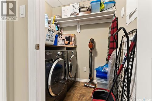 207 4501 Child Avenue, Regina, SK - Indoor Photo Showing Laundry Room