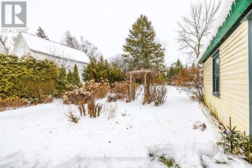 8 Mary Street, North Grenville, ON - Outdoor