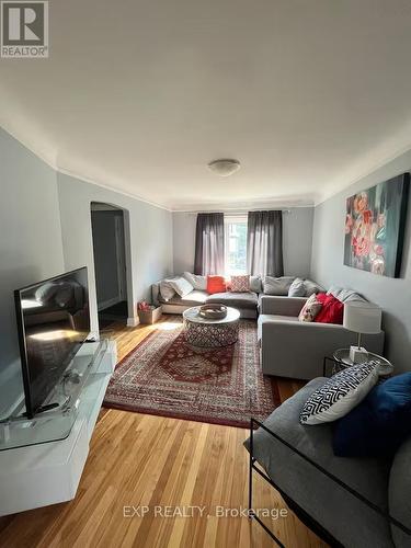 A - 236 Holland Avenue, Ottawa, ON - Indoor Photo Showing Living Room