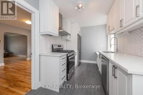 A - 236 Holland Avenue, Ottawa, ON - Indoor Photo Showing Kitchen With Upgraded Kitchen