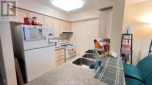 2812 - 155 Beecroft Road, Toronto, ON - Indoor Photo Showing Kitchen With Double Sink