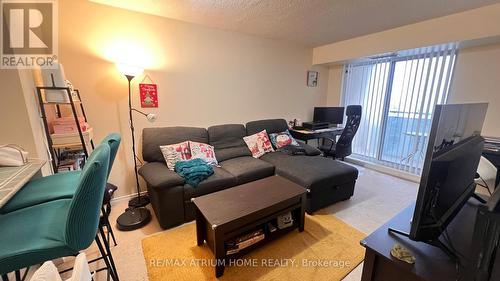 2812 - 155 Beecroft Road, Toronto, ON - Indoor Photo Showing Living Room