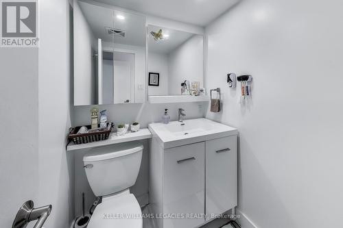 1205 - 5 Old Sheppard Avenue E, Toronto, ON - Indoor Photo Showing Bathroom