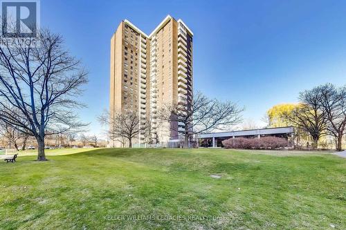 1205 - 5 Old Sheppard Avenue E, Toronto, ON - Outdoor