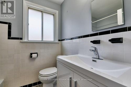 A - 576 Alliance Avenue, Toronto, ON - Indoor Photo Showing Bathroom