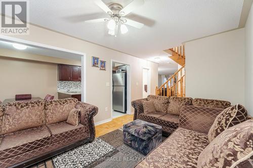 29 Quailvalley Drive, Brampton, ON - Indoor Photo Showing Living Room