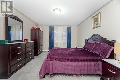 29 Quailvalley Drive, Brampton, ON - Indoor Photo Showing Bedroom