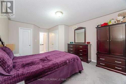 29 Quailvalley Drive, Brampton, ON - Indoor Photo Showing Bedroom