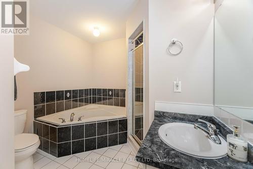 29 Quailvalley Drive, Brampton, ON - Indoor Photo Showing Bathroom