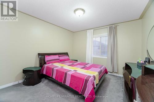 29 Quailvalley Drive, Brampton, ON - Indoor Photo Showing Bedroom