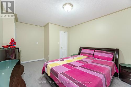 29 Quailvalley Drive, Brampton, ON - Indoor Photo Showing Bedroom