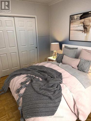 101 Auburn Avenue, Toronto, ON - Indoor Photo Showing Bedroom