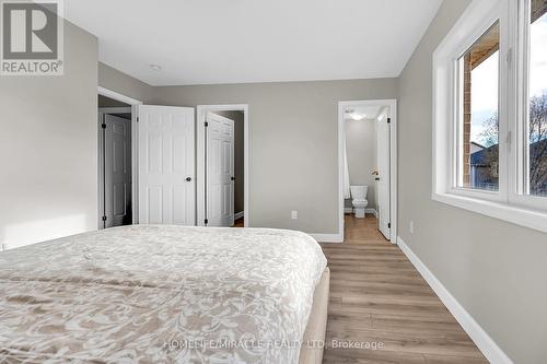 299 Windwood Drive, Hamilton, ON - Indoor Photo Showing Bedroom