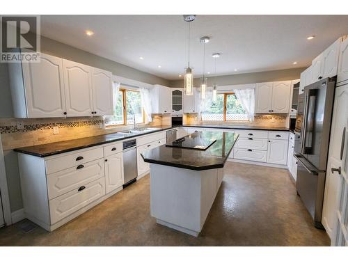 5005 Cole Avenue, Terrace, BC - Indoor Photo Showing Kitchen With Upgraded Kitchen