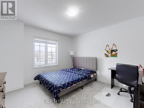 32 Doc Lougheed Avenue, Southgate, ON - Indoor Photo Showing Bedroom